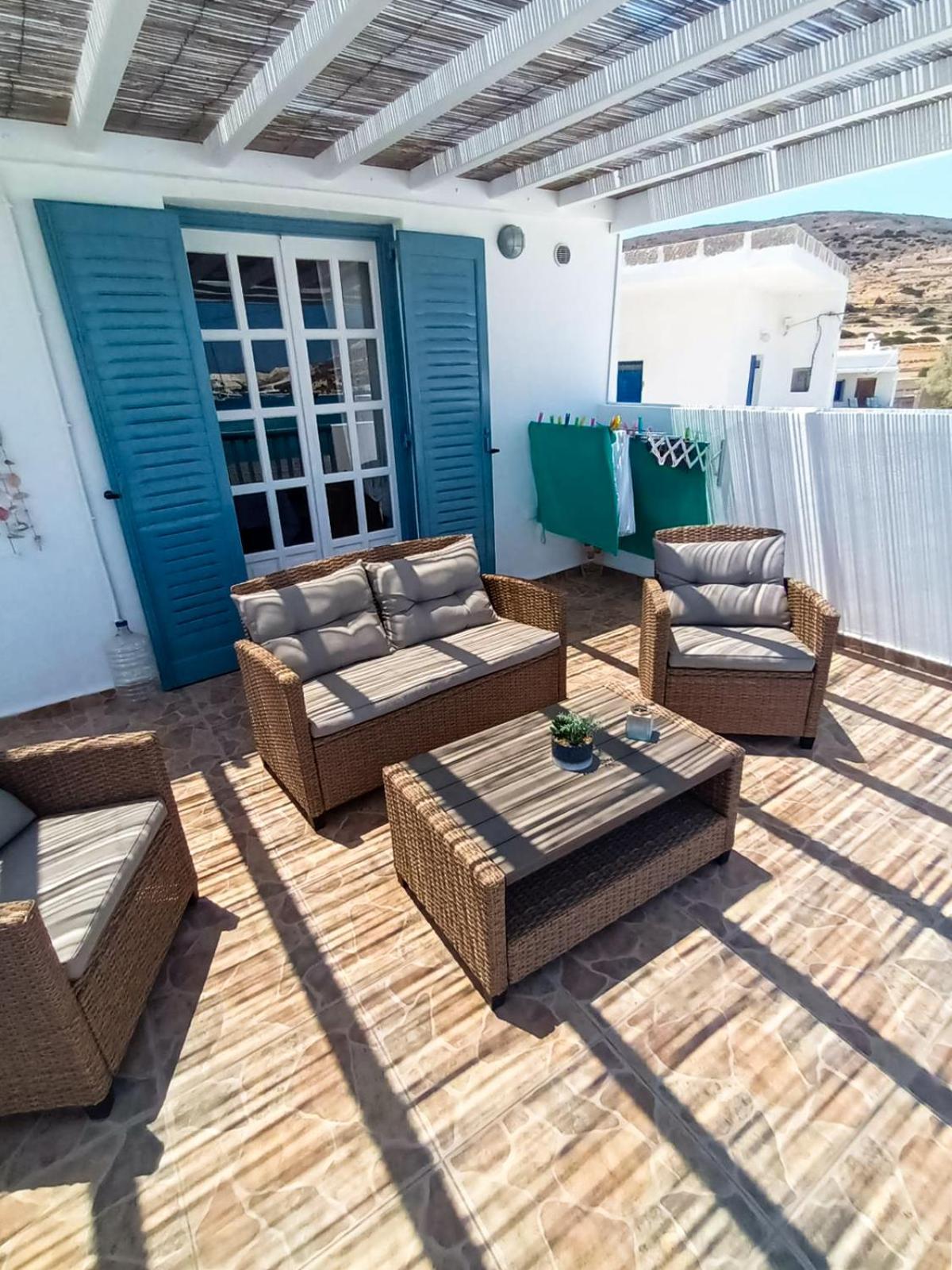 Seaside Residence Kiki Prassa,Kímolos Exterior foto